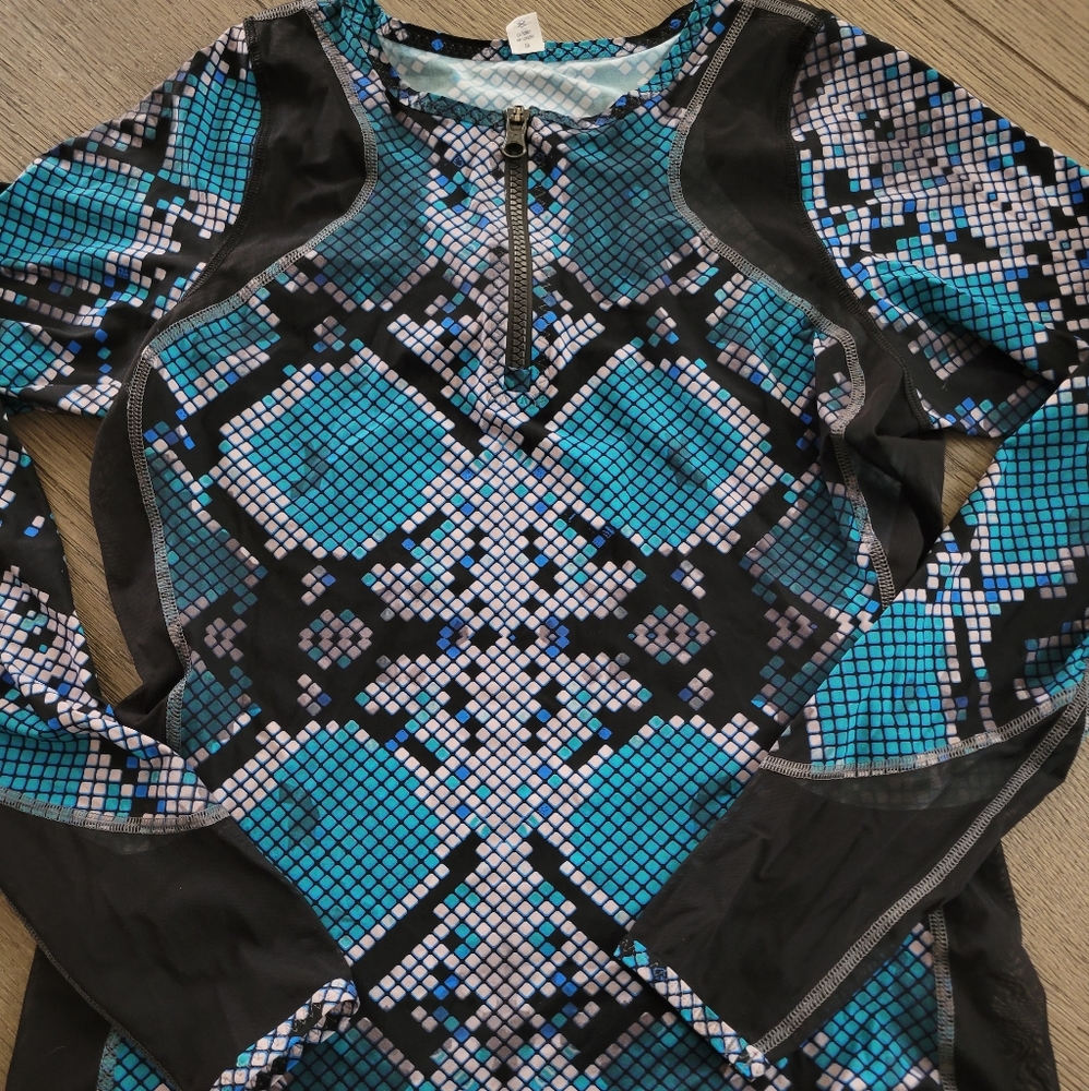 Lululemon RashGaurd